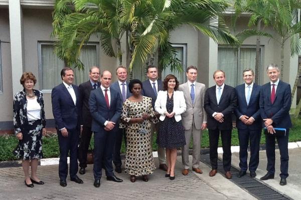 De fractievoorzitters en de Voorzitter van het Tanzaniaans parlement