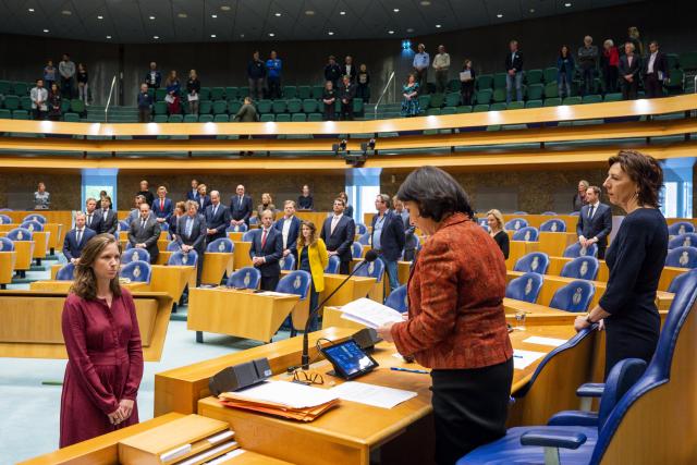Eva van Esch wordt geinstalleerd als Tweede Kamerlid