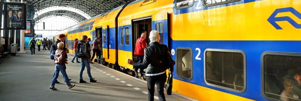 Trein op Centraal Station Amsterdam
